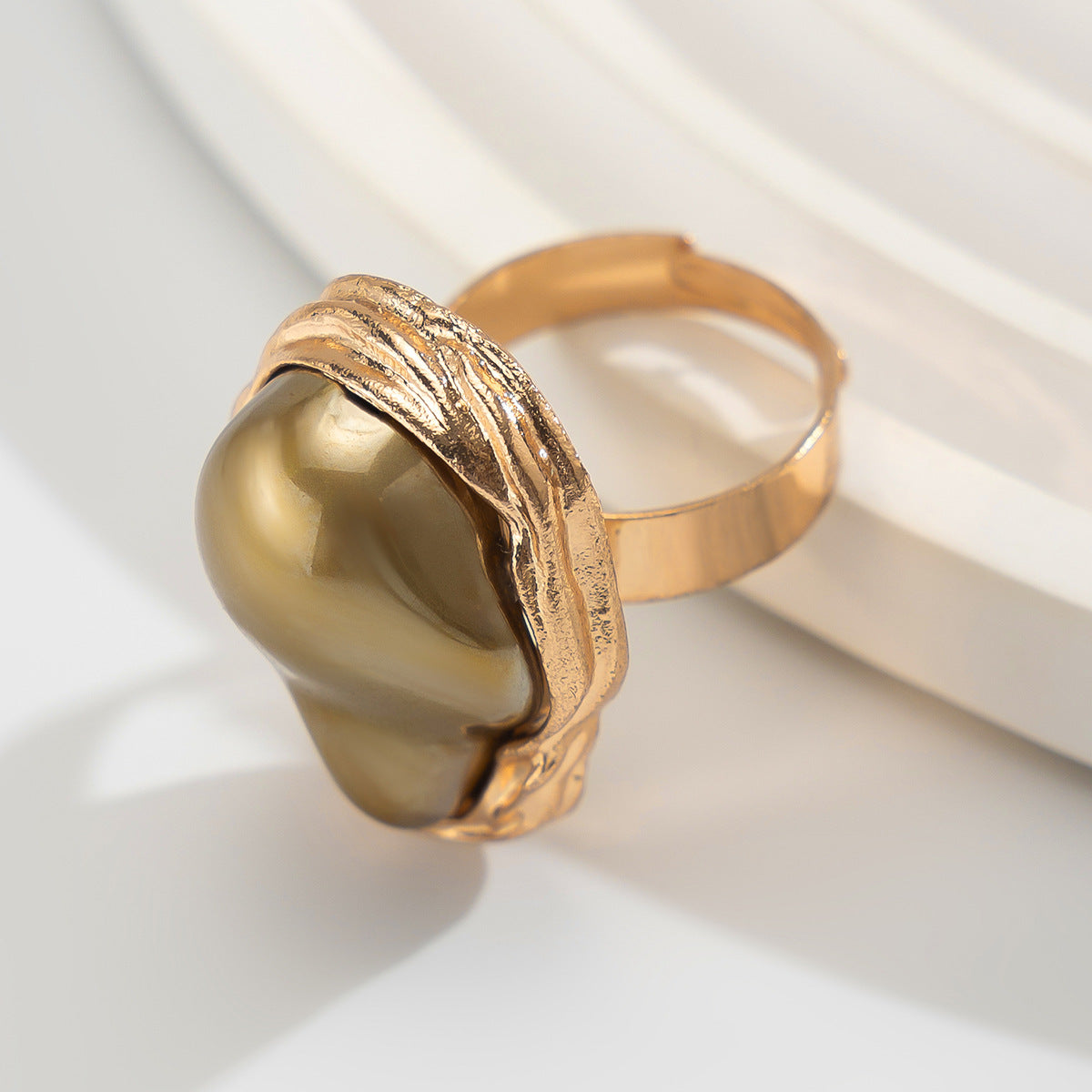Irregular pearl rings