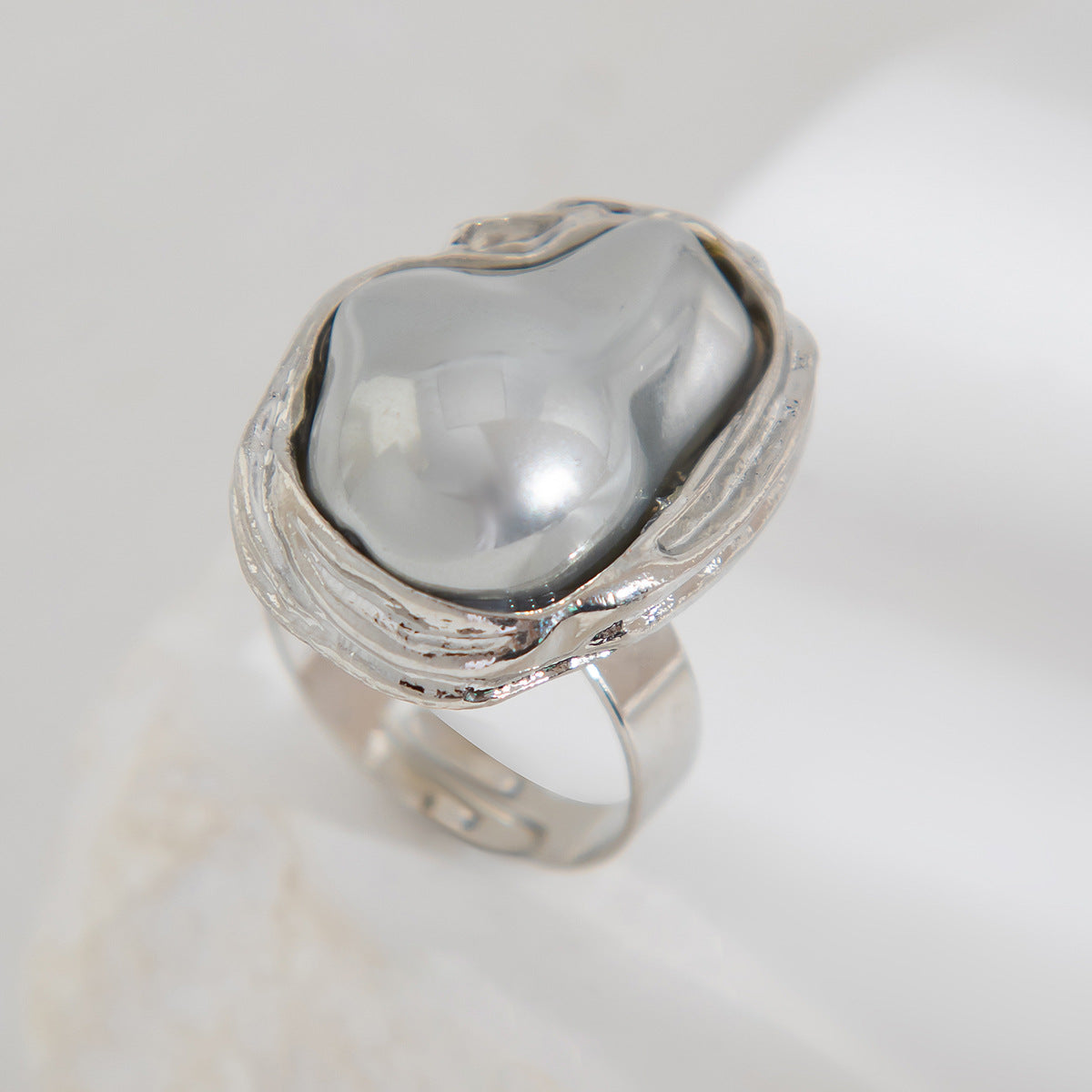Irregular pearl rings