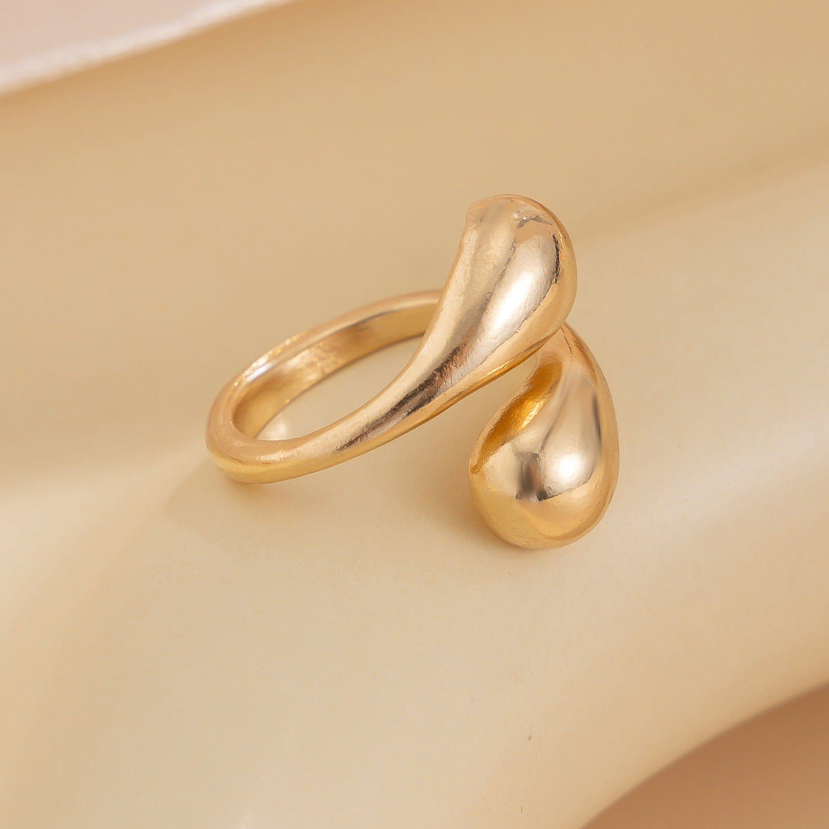 Double droplet alloy ring